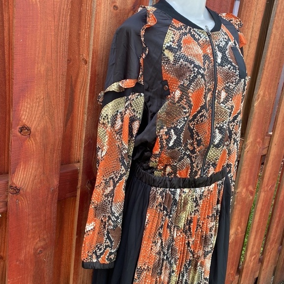 Tov Los Angeles Long Sleeve Snake Print Dress Size 44 - Picture 3 of 13